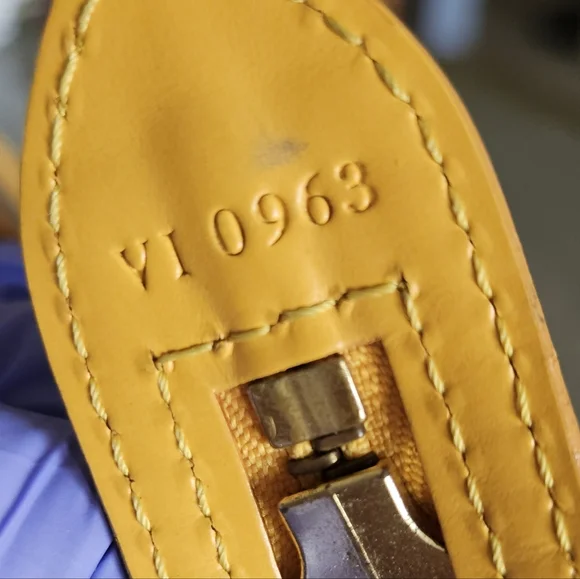 Louis Vuitton Saint-Jacques GM Yellow Epi Leather Tote Bag Vintage- Rare - Picture 14 of 16